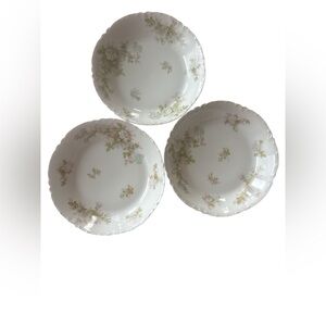 The Haviland The Bretagne pattern dessert bowls